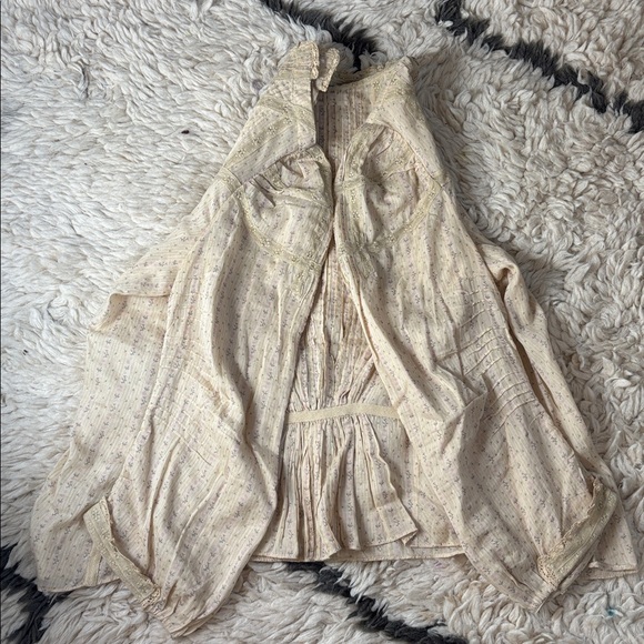 Doen Albertine Top in Frances Floral - Picture 17 of 17